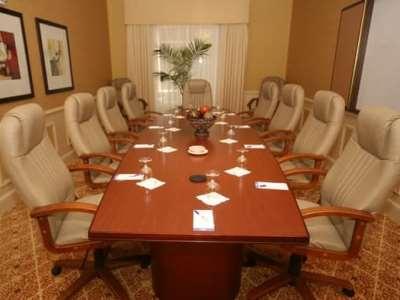 Hilton Garden 3*